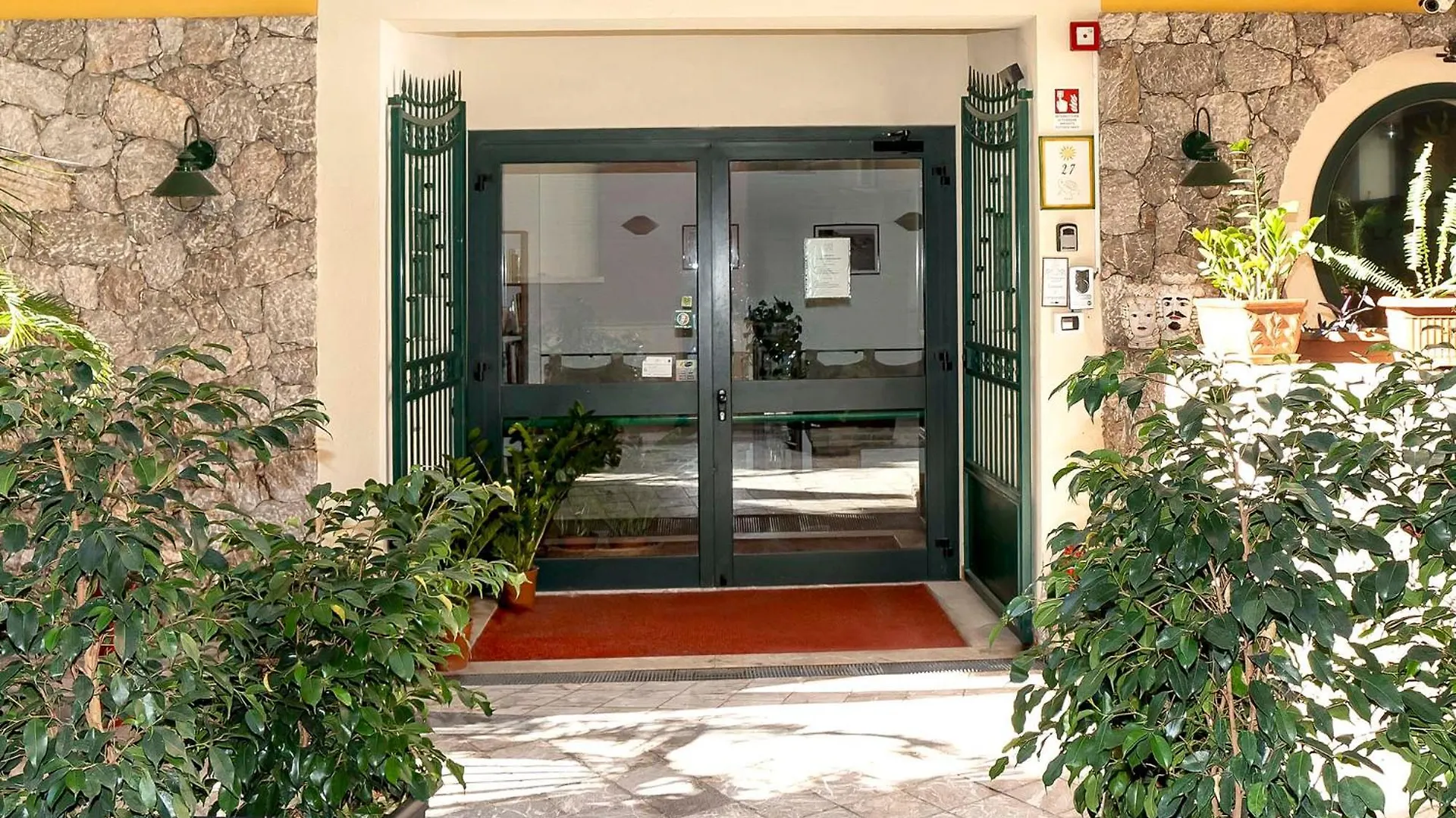 Le Tartarughe Aparthotel Летоянни