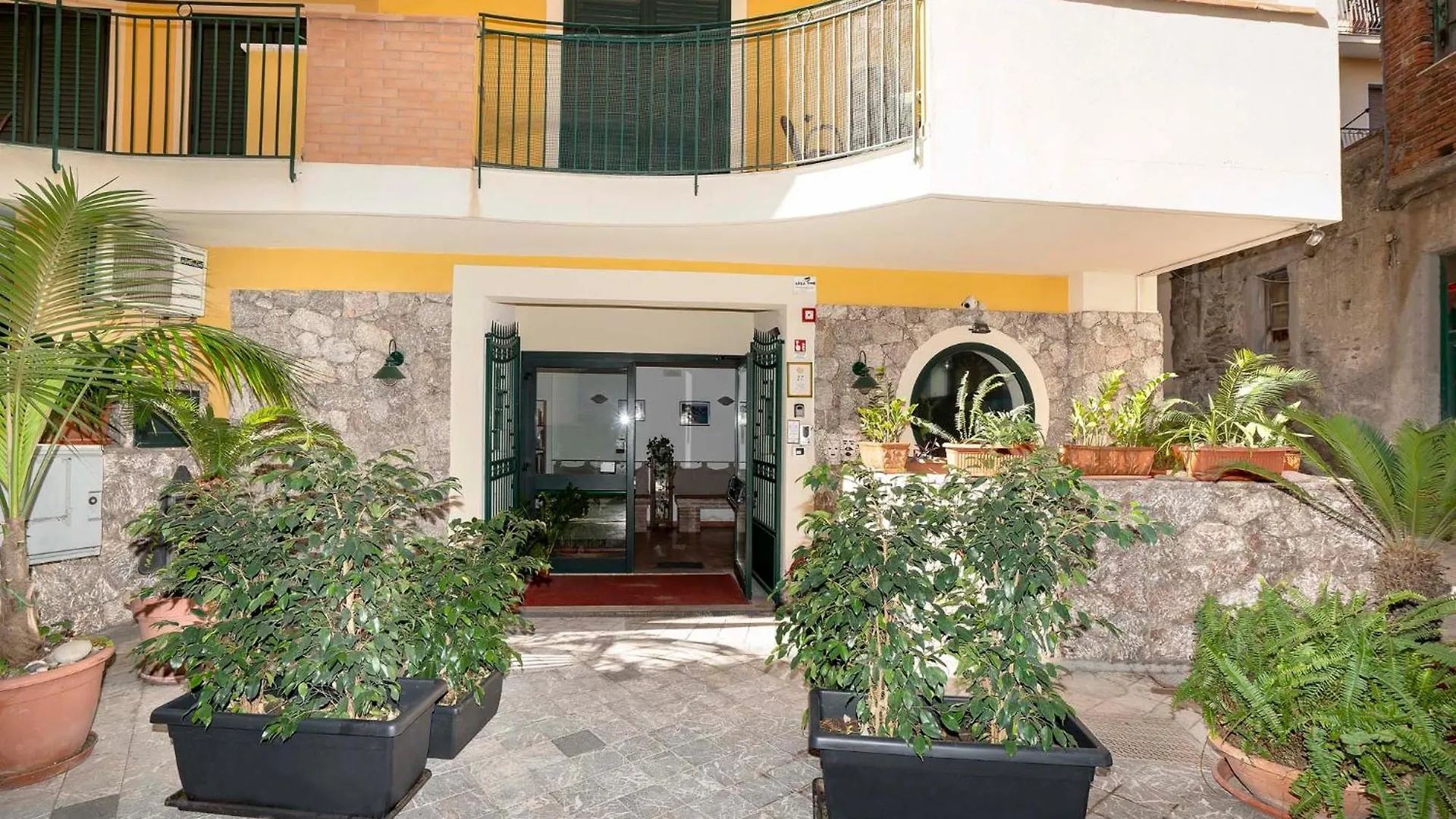 Le Tartarughe Aparthotel Летоянни