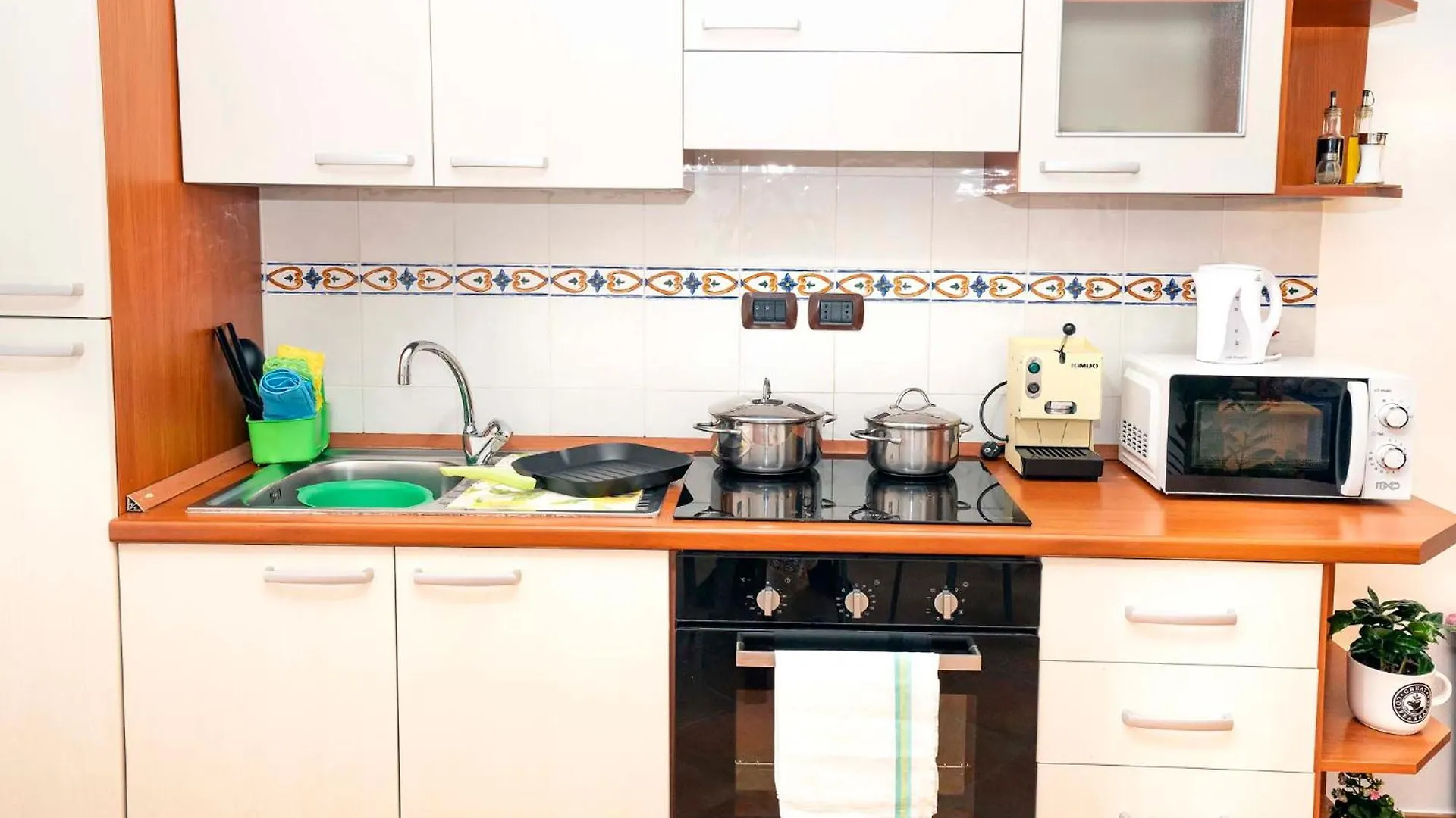 Le Tartarughe Aparthotel Летоянни 4*,  Италия