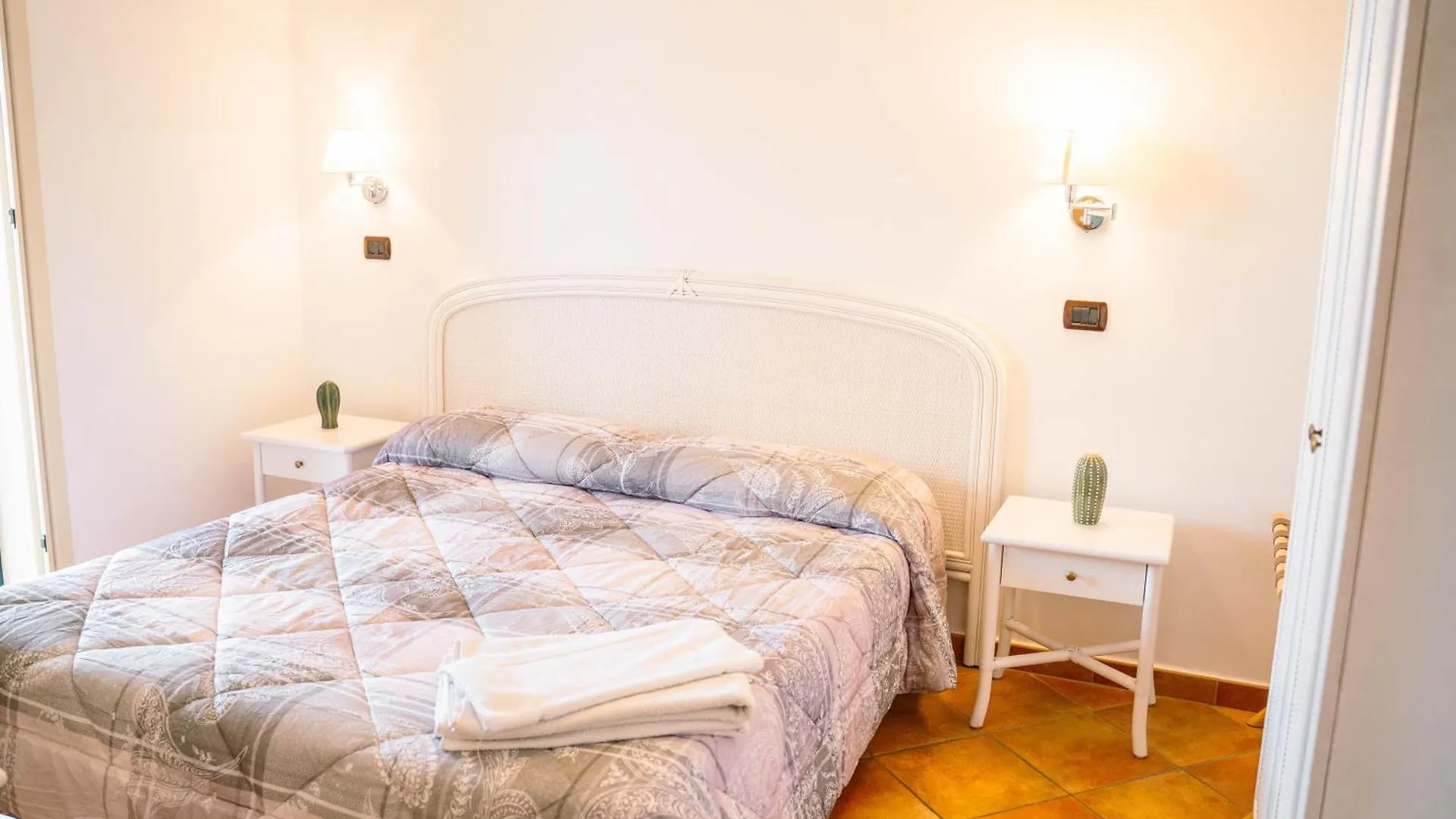 Le Tartarughe Aparthotel Летоянни