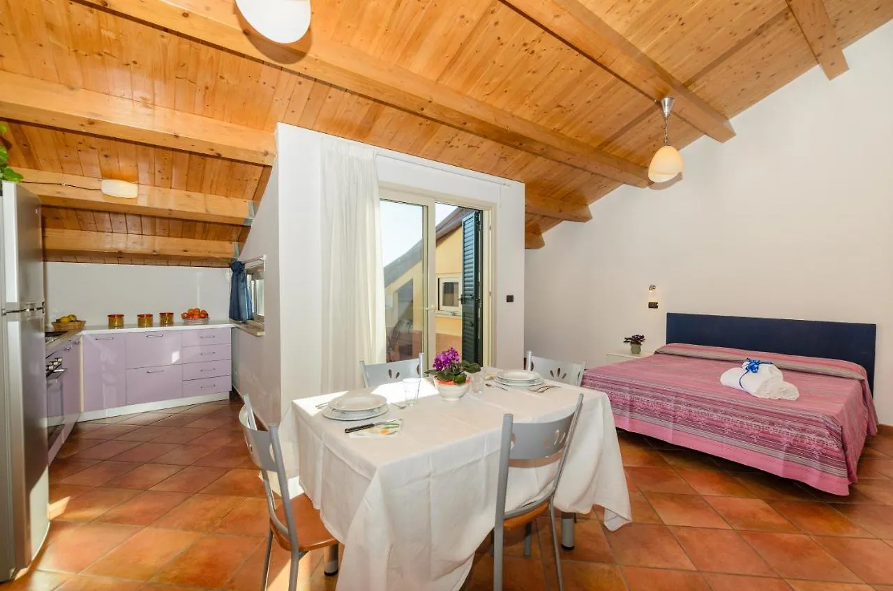 Le Tartarughe Aparthotel Летоянни