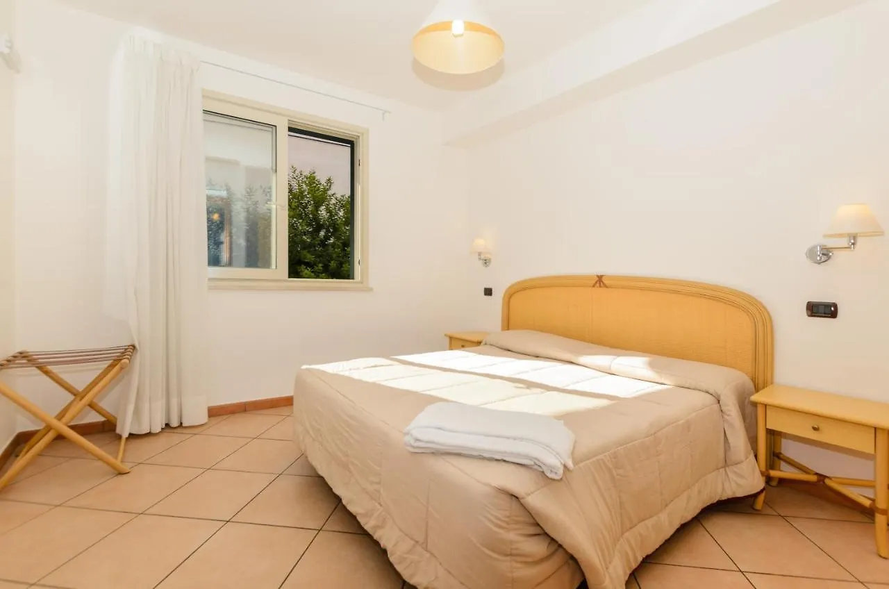 Le Tartarughe Aparthotel Летоянни